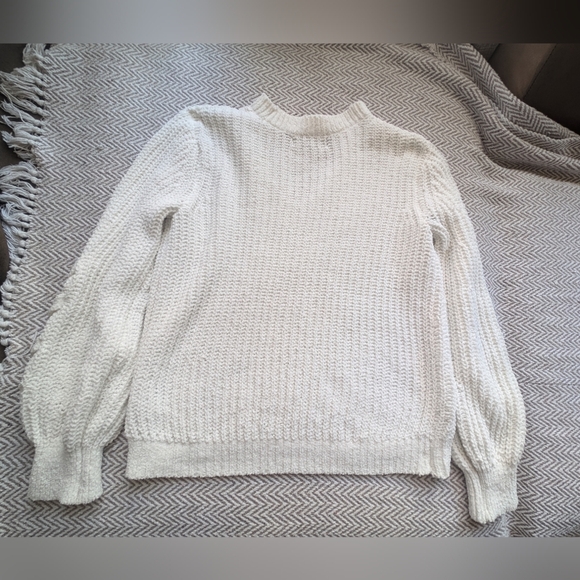 Almost Famous White V-Neck Sweater - Picture 4 of 5